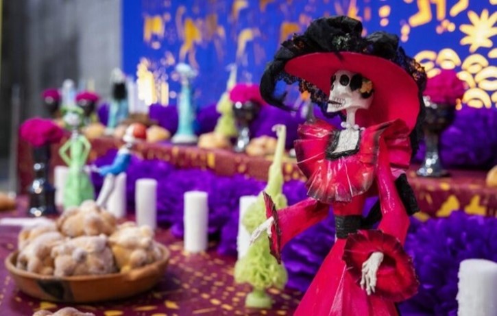 Las Carmencitas: arte, tradición y homenaje en los altares del Día de los Muertos en Madrid